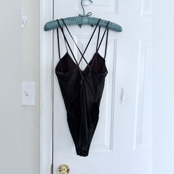 VTG California Dynasty Black Velvet Strappy Bodysuit Size L - Picture 2 of 14